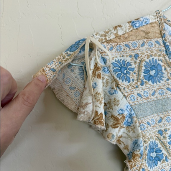 IRE Y2K Top Multicolor Neutral Floral Babydoll Wrap Top - Picture 4 of 8